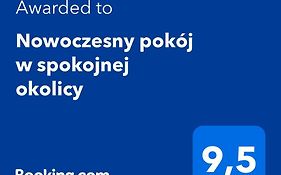 Nowoczesny pokój w spokojnej okolicy